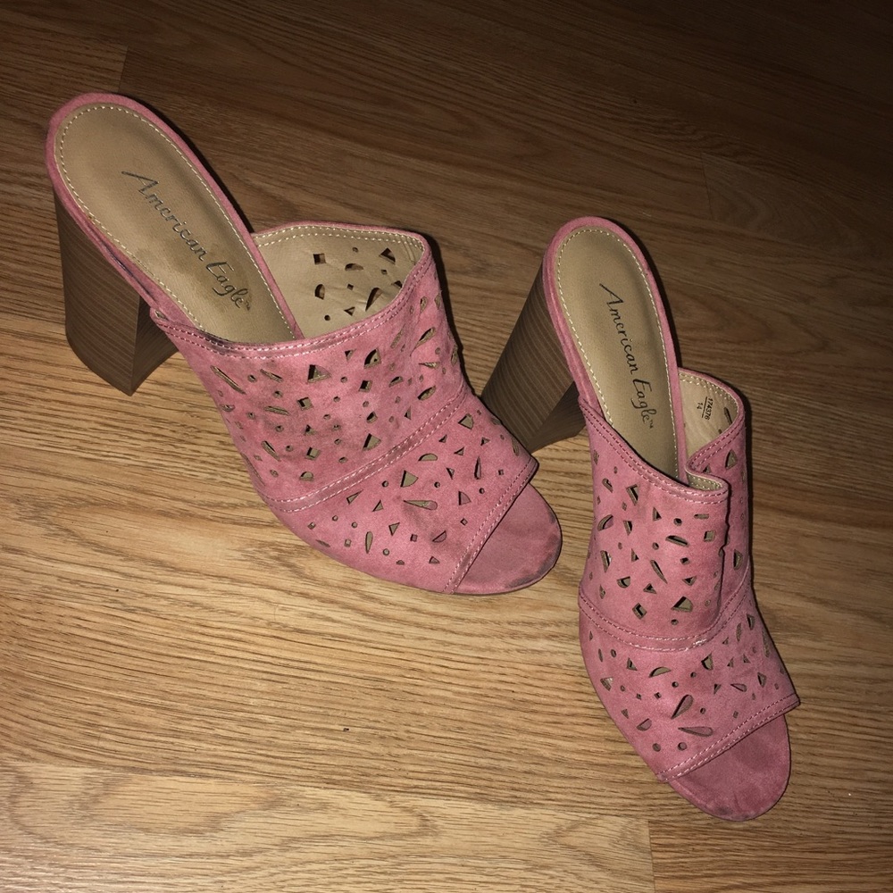 Pink heels